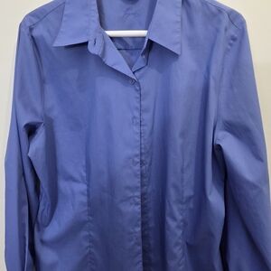 Classic Button-Up Shirt in Periwinkle Blue